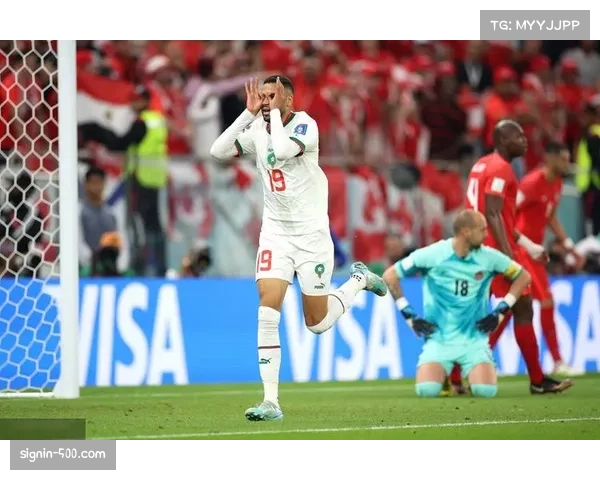 摩洛哥定位球战术研究：齐耶赫任意球与恩内斯里头球组合威胁